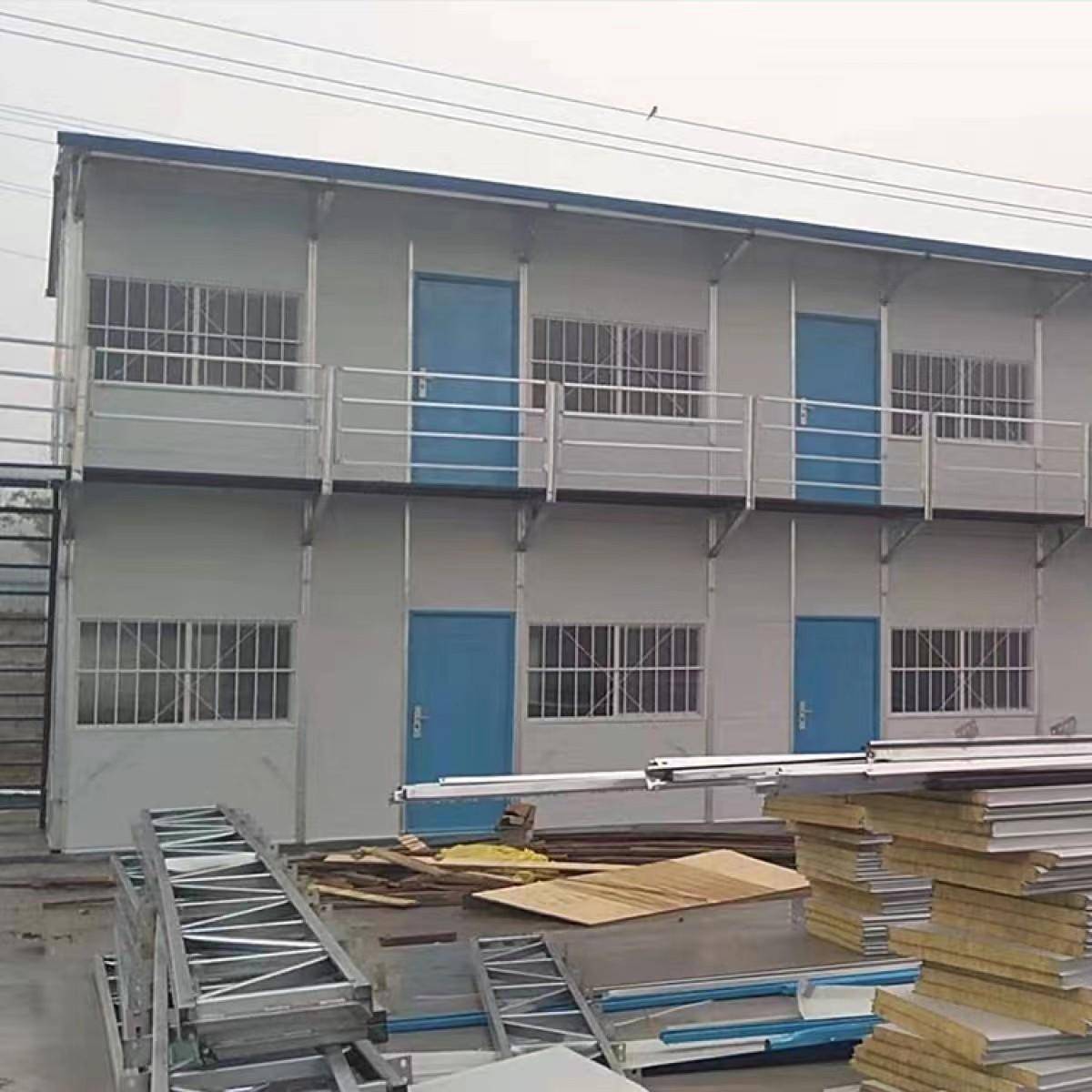 09165416qmwmUA.jpg